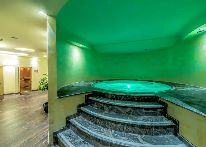 Unique - Resort And Spa