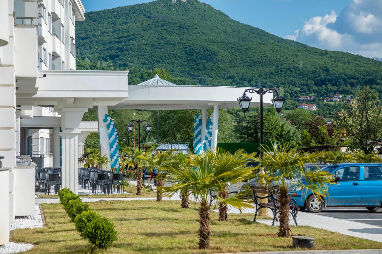 Unique - And Hotel